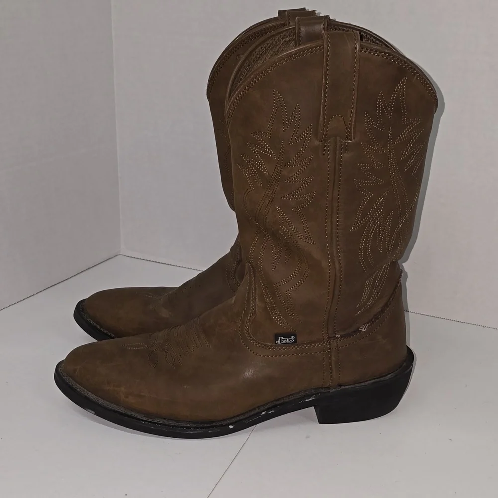 Justin Men's Brown Cowboy Boots Size 9.5D Style JB1100 - Picture 2 of 15